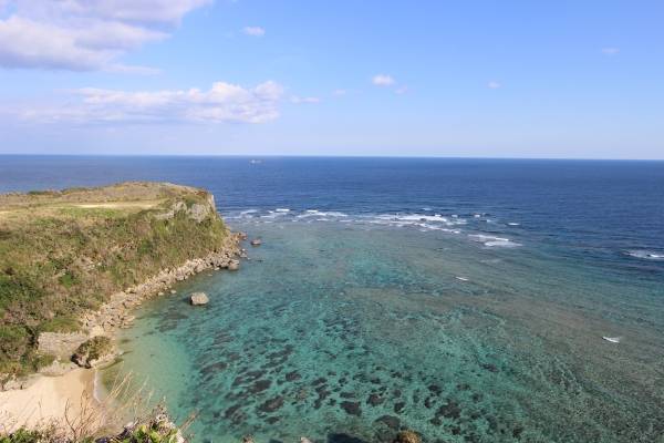 沖縄本島中部の観光スポット